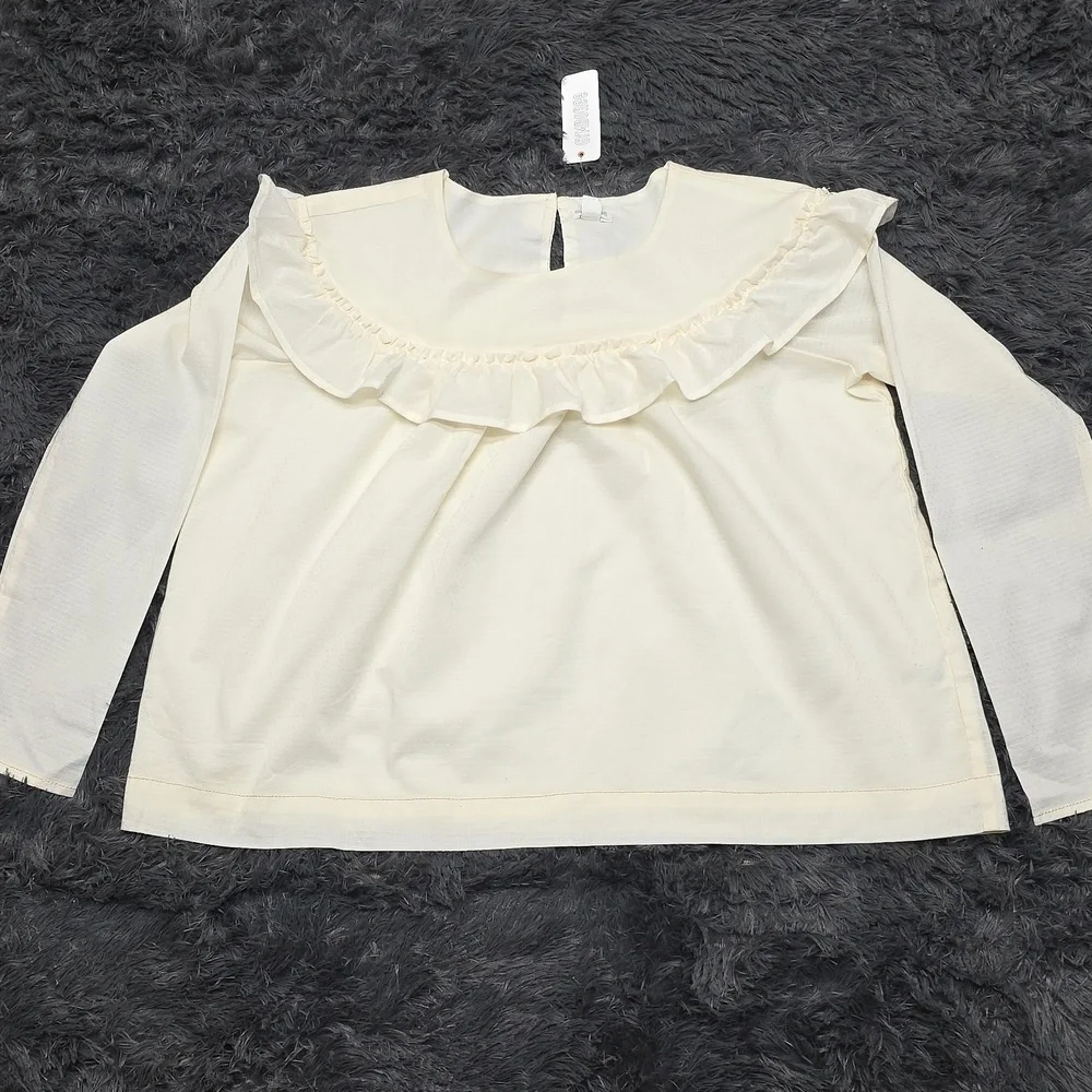 Gymboree Cream Ruffled Girls Blouse.  Size XL.  NWT!